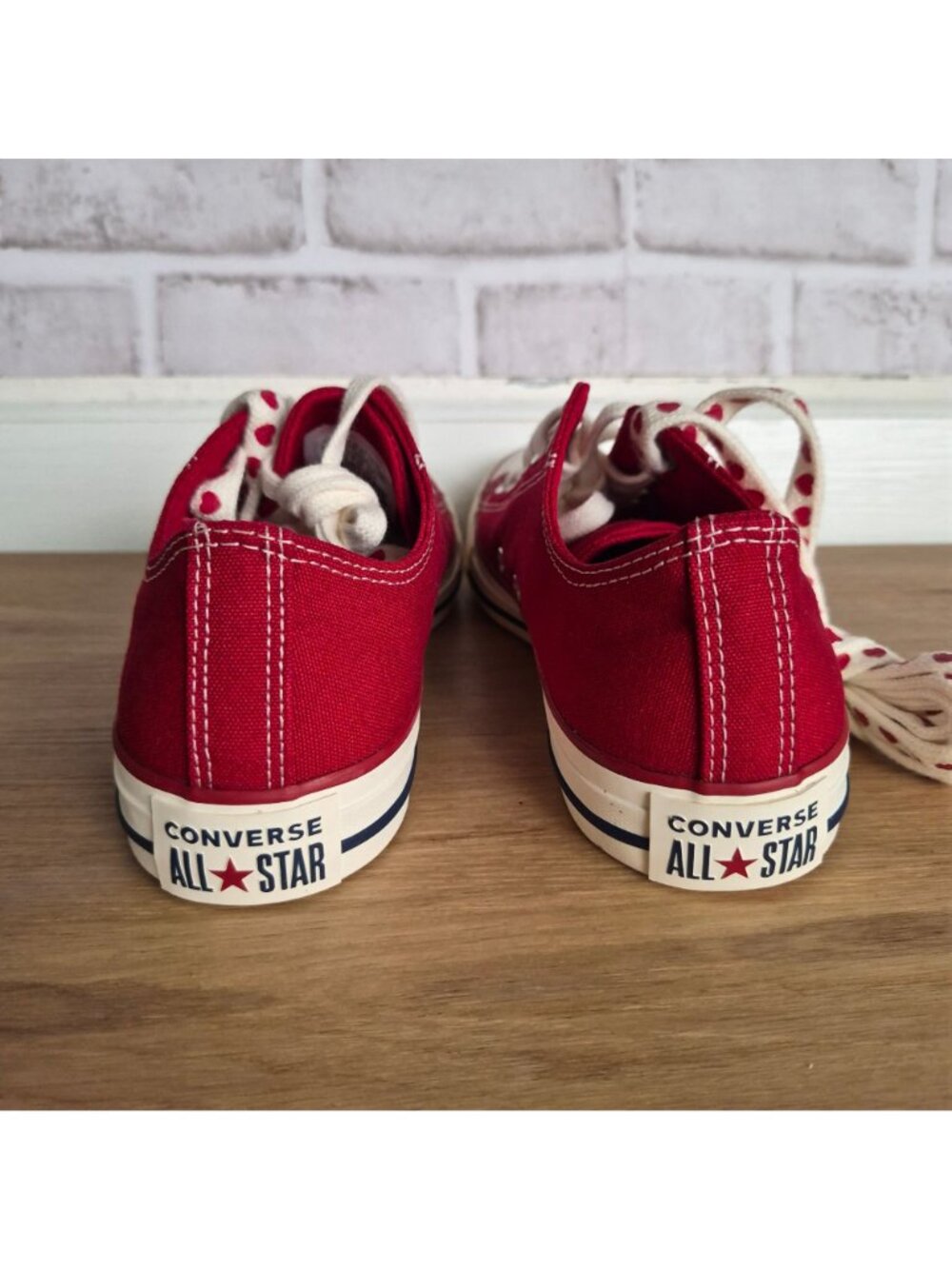 ✨Converse Chuck Taylor Valentines Day Low Sz 8 Womens Shoes Burgundy Red A19057C - Picture 5 of 11